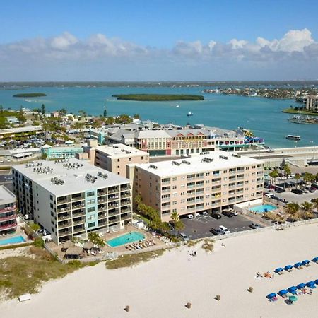 402 - Sandy Shores St. Pete Beach Exteriör bild