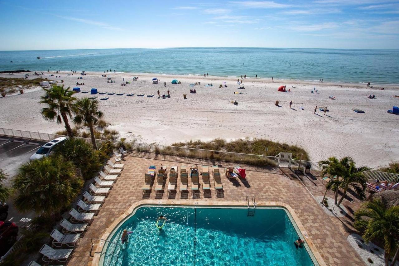 402 - Sandy Shores St. Pete Beach Exteriör bild