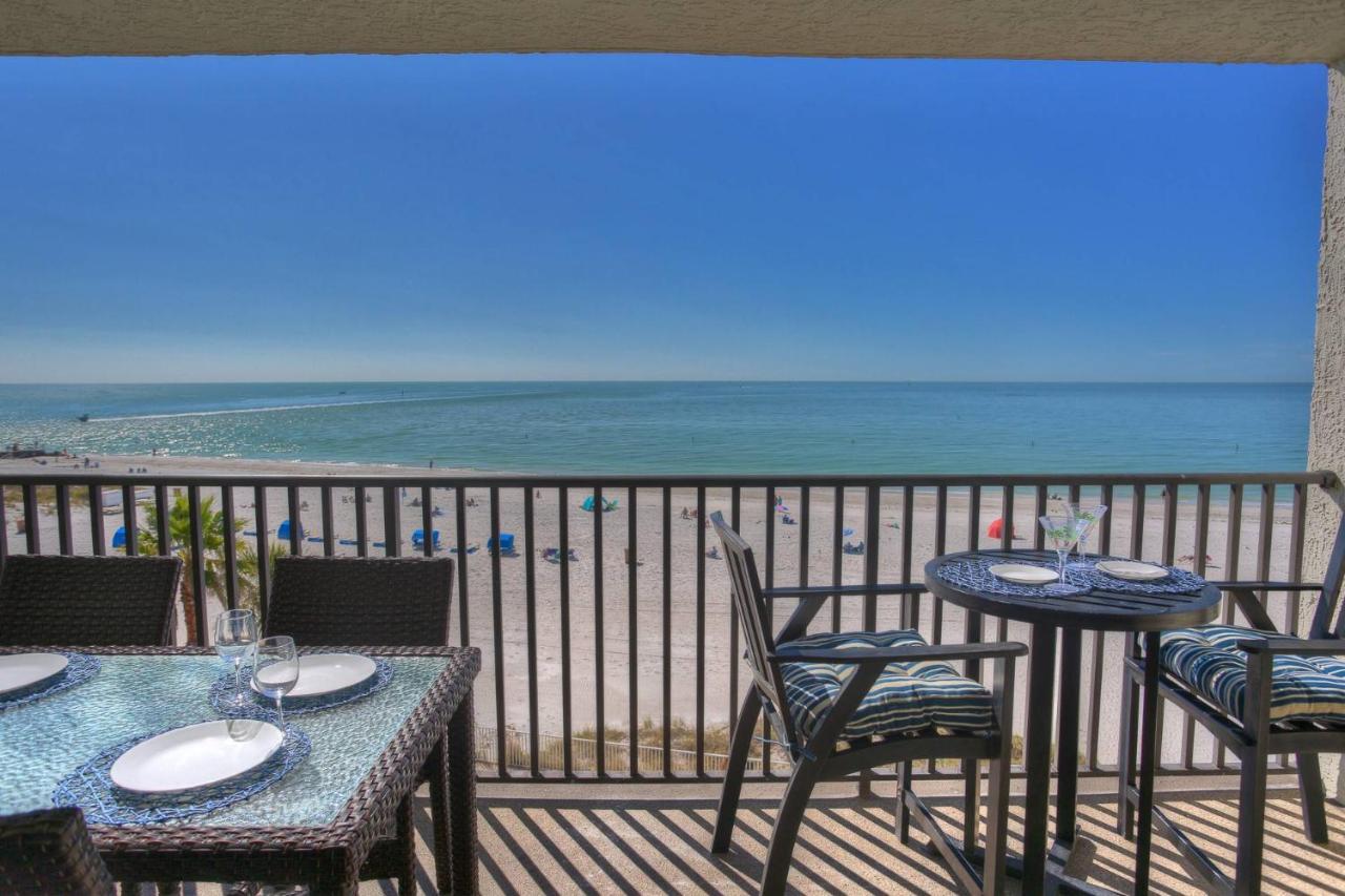 402 - Sandy Shores St. Pete Beach Exteriör bild