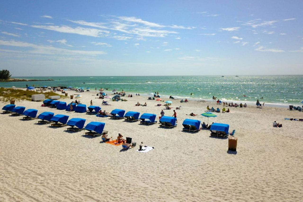 402 - Sandy Shores St. Pete Beach Exteriör bild